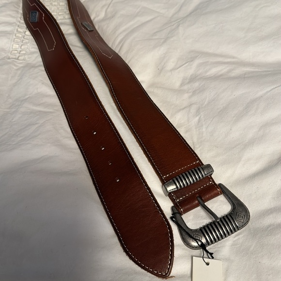 Banana Republic Heritage Etched Buckle Waist Belt Large - Picture 9 of 13